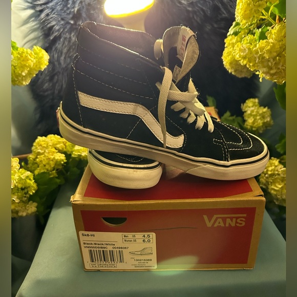 Gently used Black/White Sk8 HI Vans - Picture 6 of 8